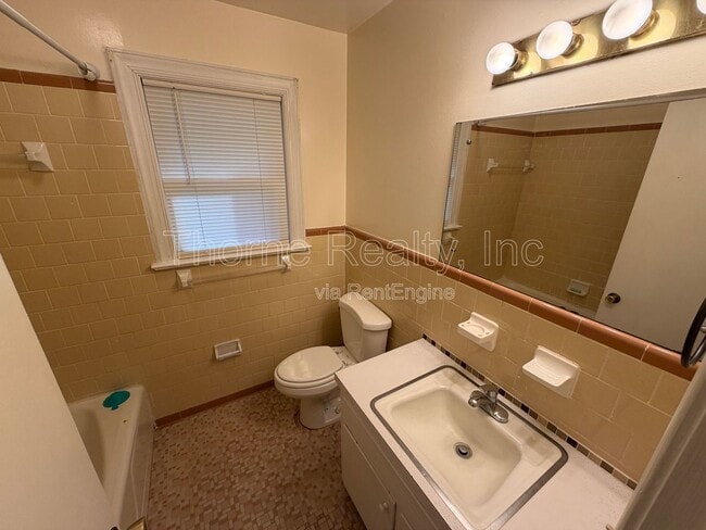 Building Photo - 6831 W Mt Dr