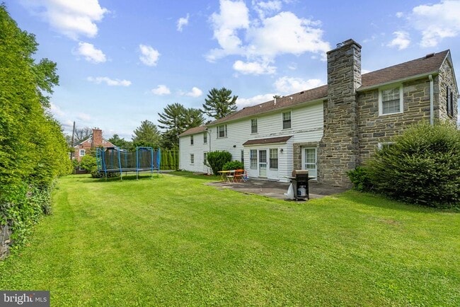 Building Photo - 504 Conshohocken State Rd