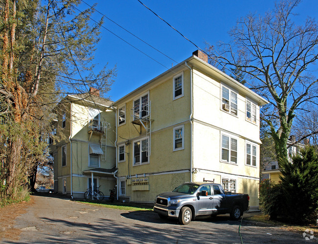 Building Photo - 124 Montford Ave