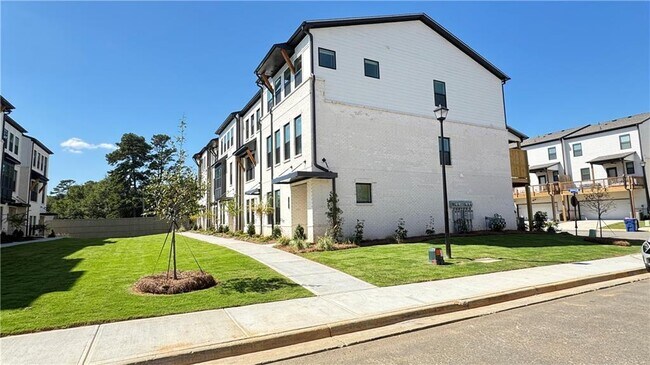 Building Photo - 9 Peeples Dr