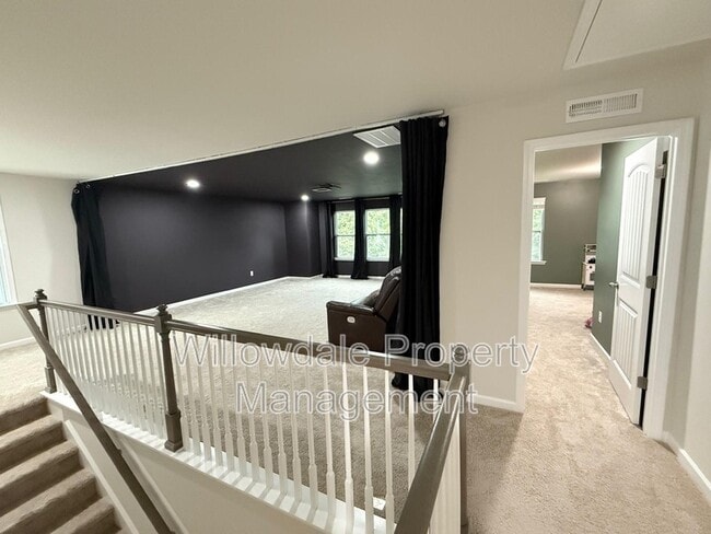 Building Photo - 1020 Garrow Dr