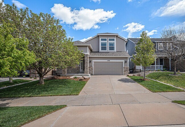 Building Photo - 4 bed/4 bath, Three Story Home Backing to ...