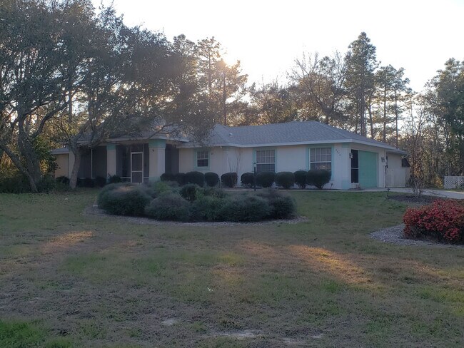 Primary Photo - Lovely Pine Ridge Pool Home