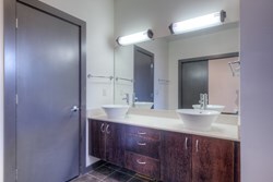 Building Photo - 1428 S Quincy Ave