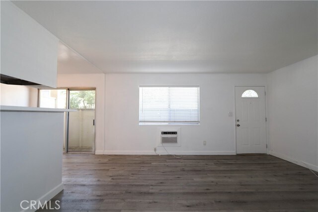 Building Photo - 460 Vista Ave