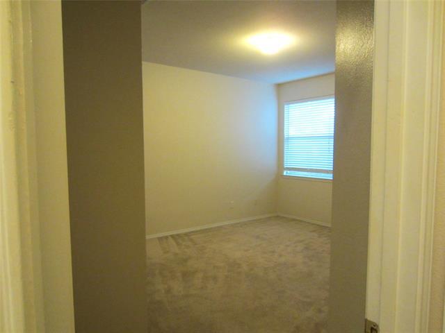Building Photo - 2809 Hudson Crossing