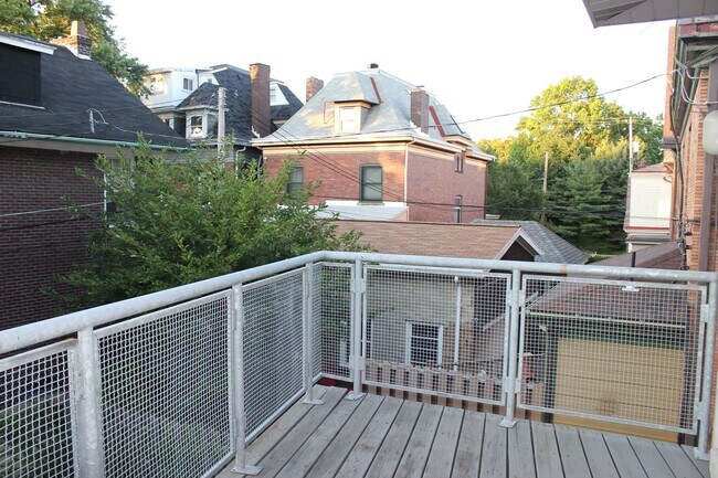 Building Photo - 5309 Ellsworth Ave