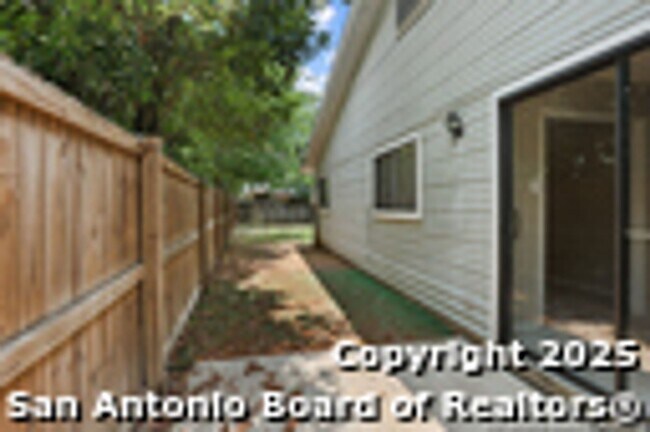 Building Photo - 11756 Spring Club Dr