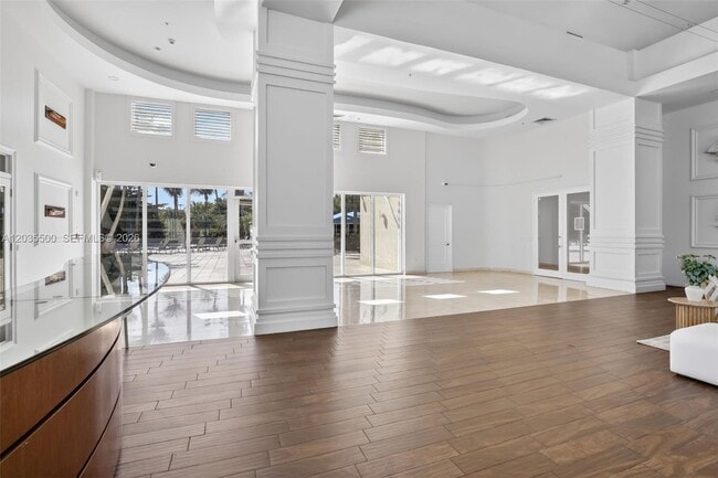 Building Photo - 3370 Hidden Bay Dr