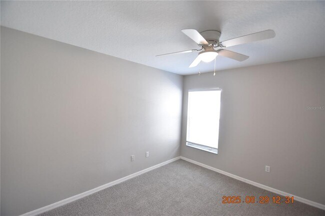 Building Photo - 944 Ridge Haven Dr