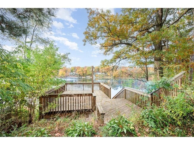 Building Photo - 10085 Scandia Trail N