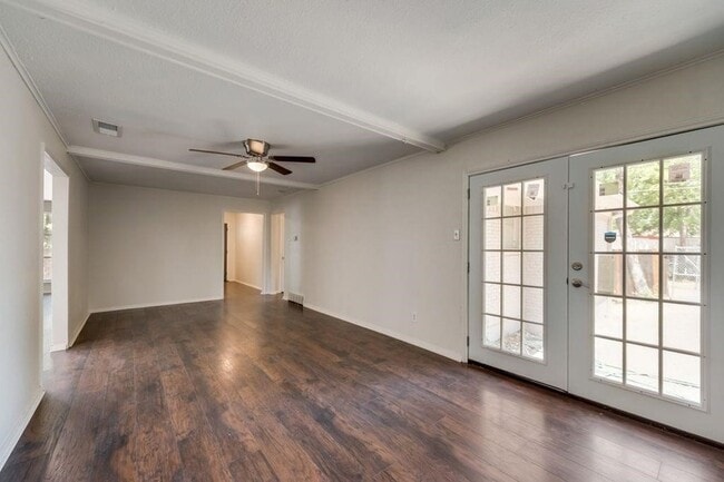 Building Photo - 10434 Springhaven Dr