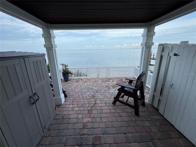 Building Photo - 4974 Coquina Key Dr SE