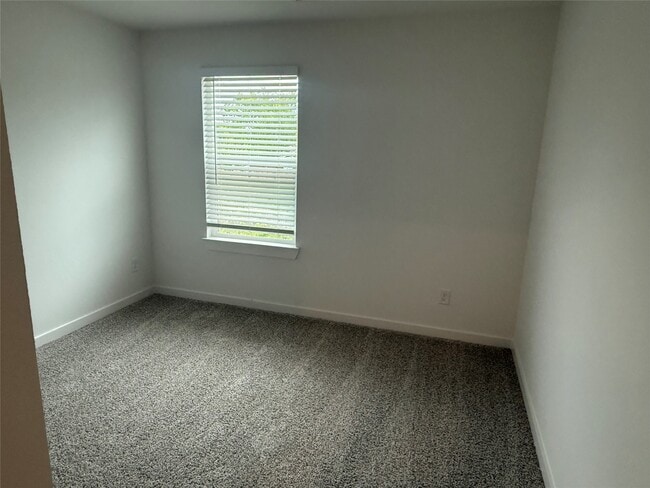 Building Photo - 2034 Olivos St