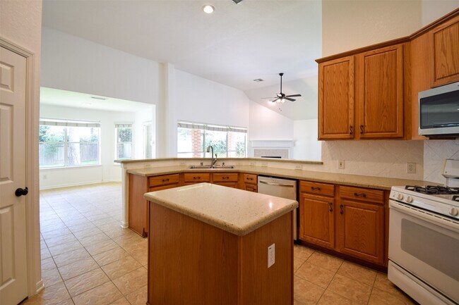 Building Photo - 34 S Rambling Ridge Pl