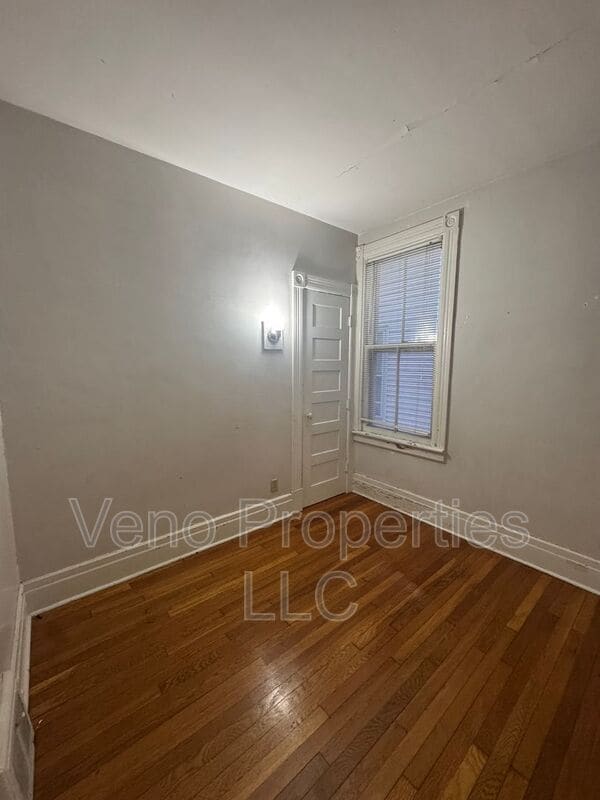 Building Photo - 99 Johnston Ave