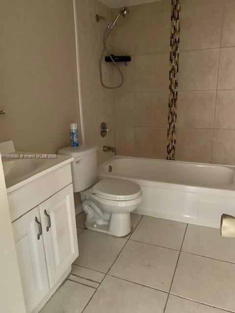 Building Photo - 4200 NW 3rd Ct