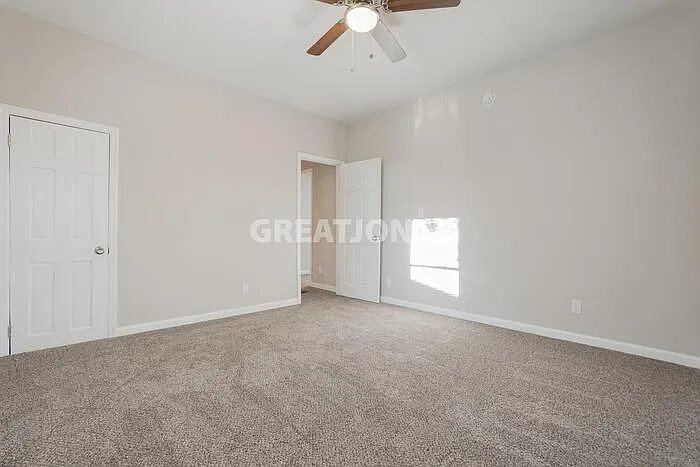 Building Photo - 1005 Pope St