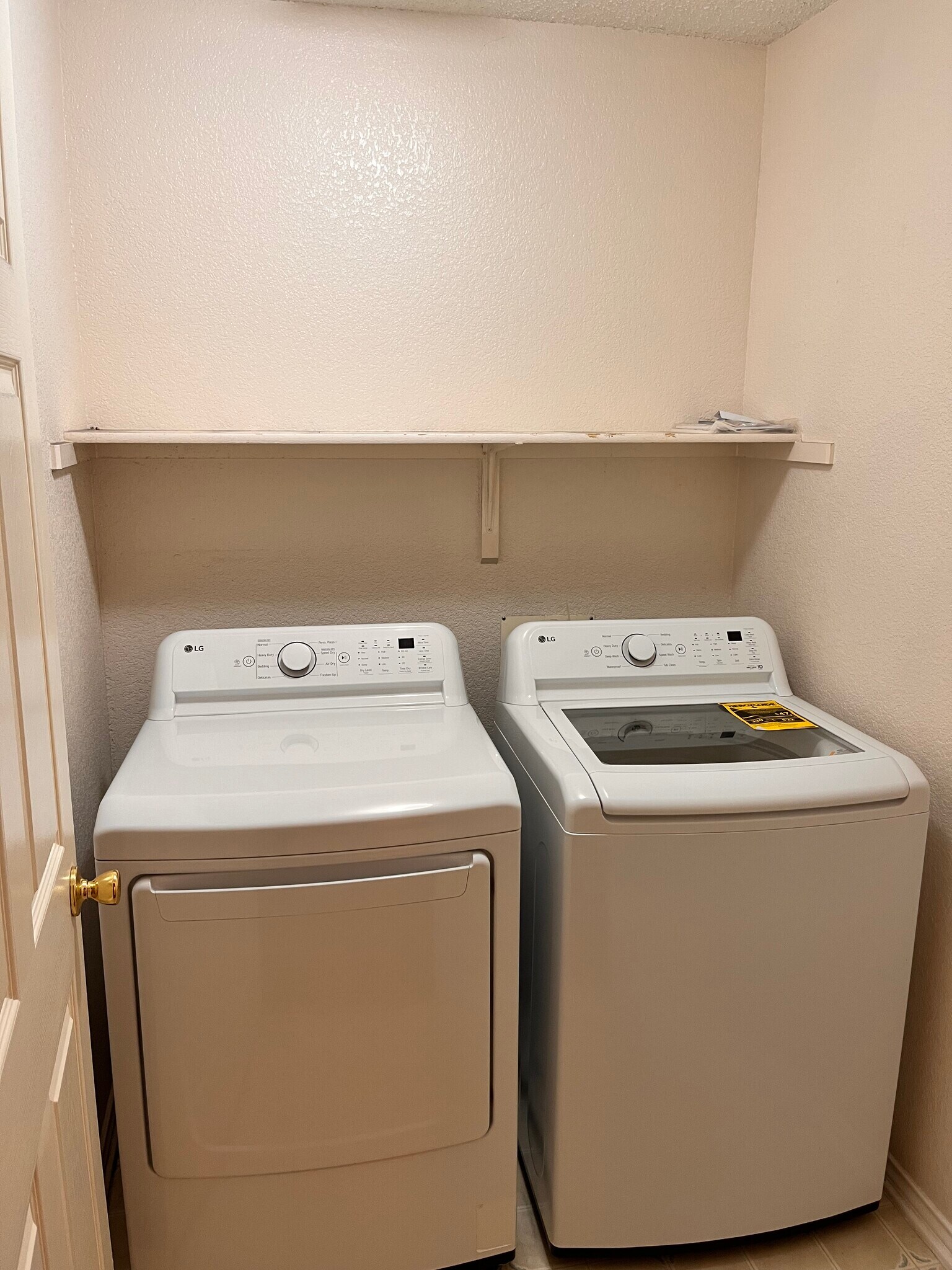 Washer dryer (almost new) - 8106 Hawick Dr