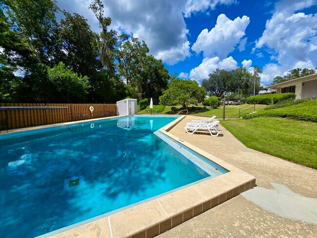 Building Photo - 2840 Blairstone Ct