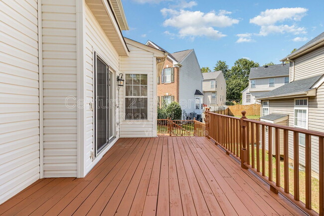 Building Photo - 9780 Lorraine Carol Way