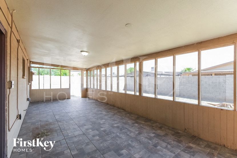 Building Photo - 15035 N 28th Ave