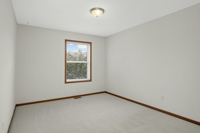Building Photo - 15275 60th Ave N