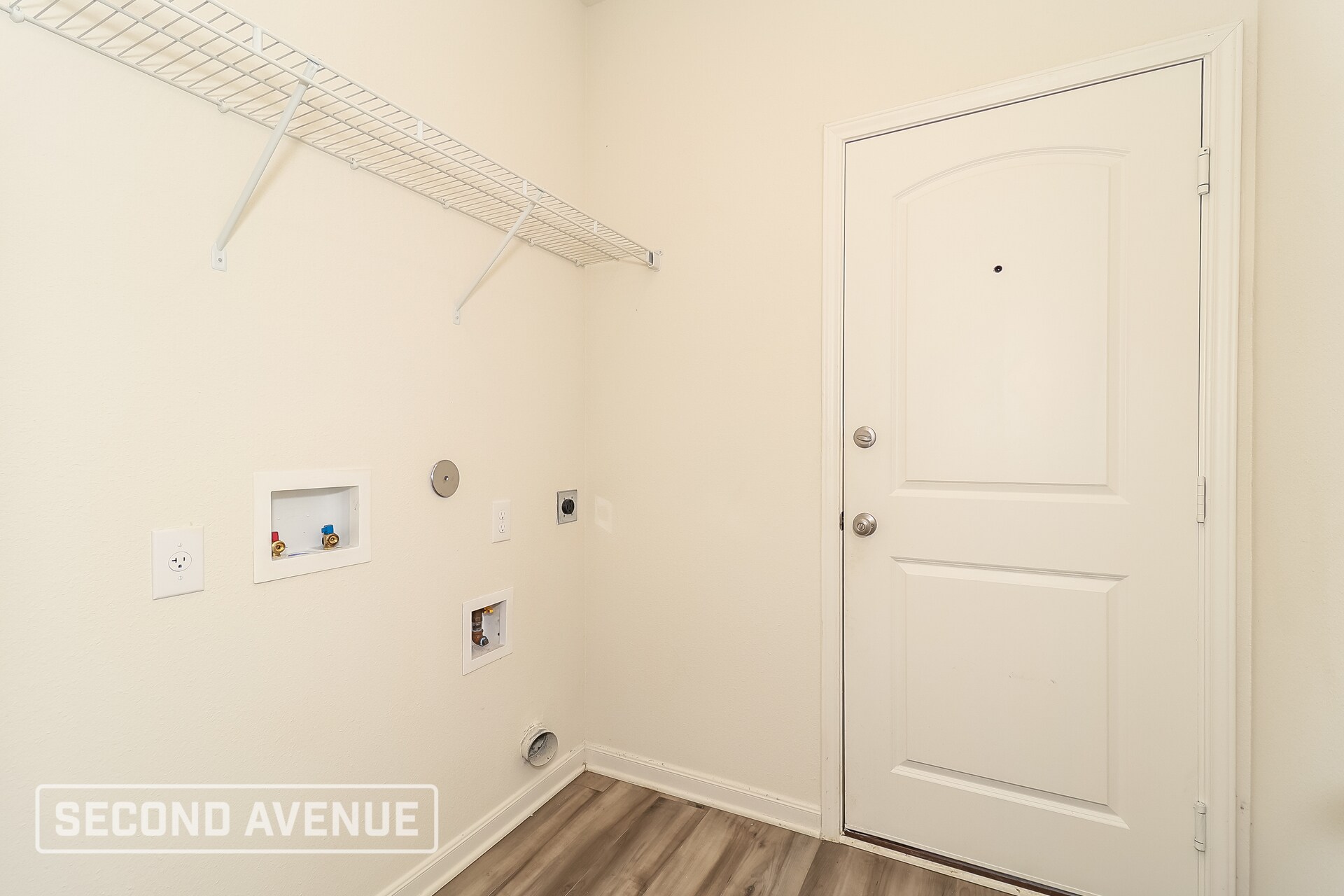 Building Photo - 1329 Woodwinds Dr