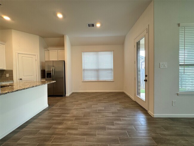 Building Photo - 17311 Grand Canyon Rd