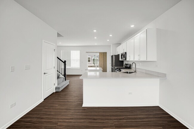 Building Photo - 25720 W Yorkshire Dr