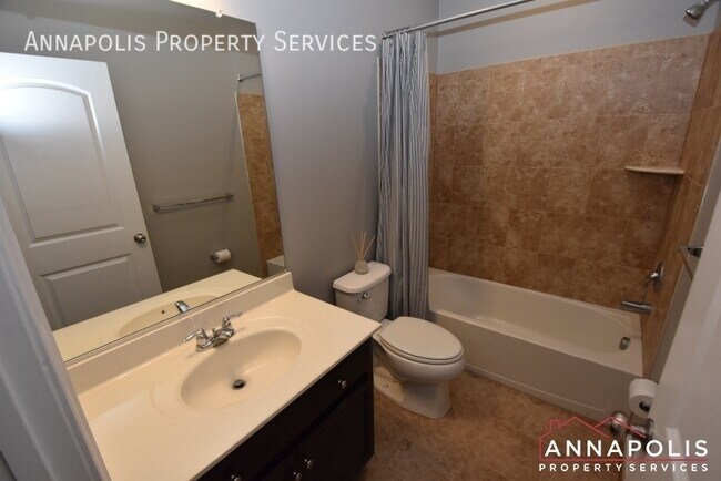Building Photo - 875 Nancy Lynn Ln