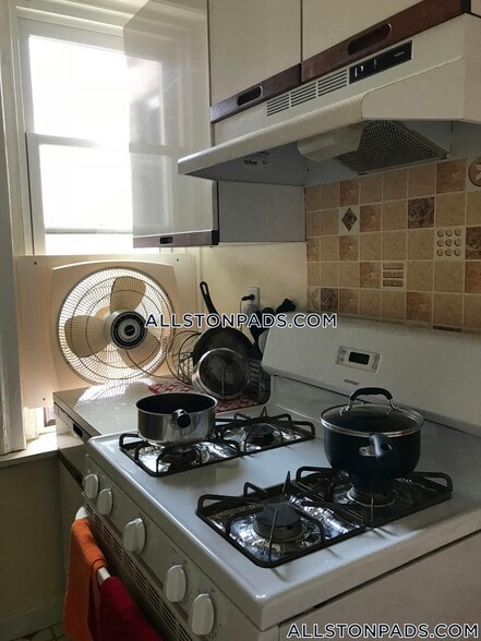 Building Photo - 1251 Commonwealth Ave