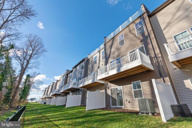 Building Photo - 3531 Stella Blue Dr