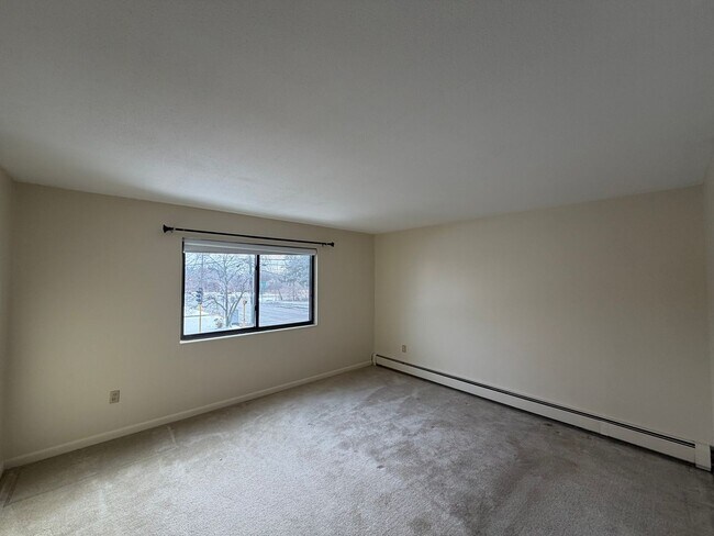 Building Photo - 4 Washington St