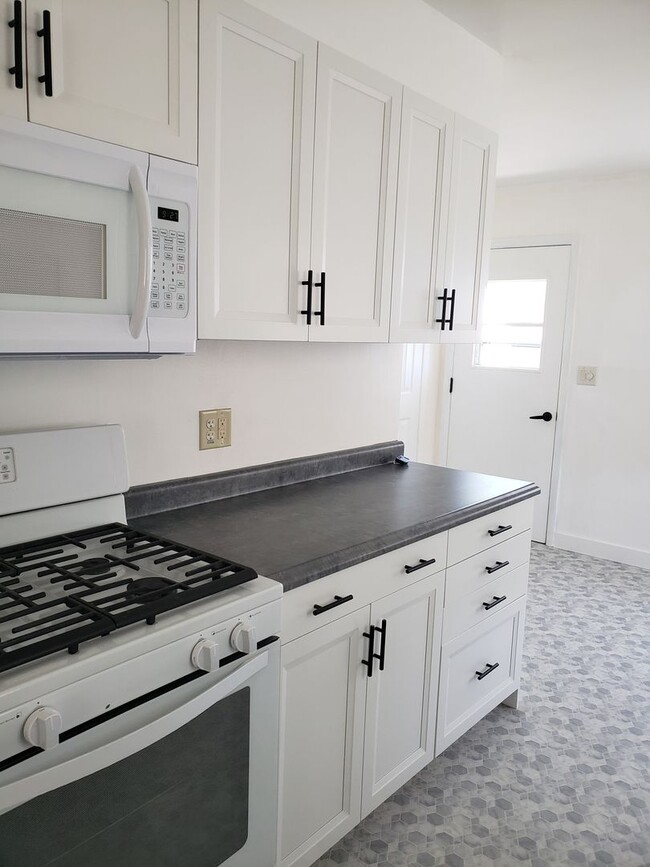 Building Photo - 3 bed 1.5 bath single family home in Wausau
