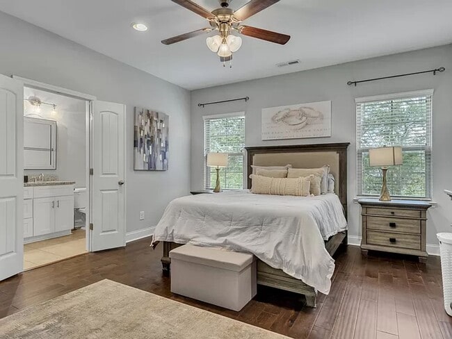 Building Photo - Luxury Bellevue Townhome in Harpeth Park