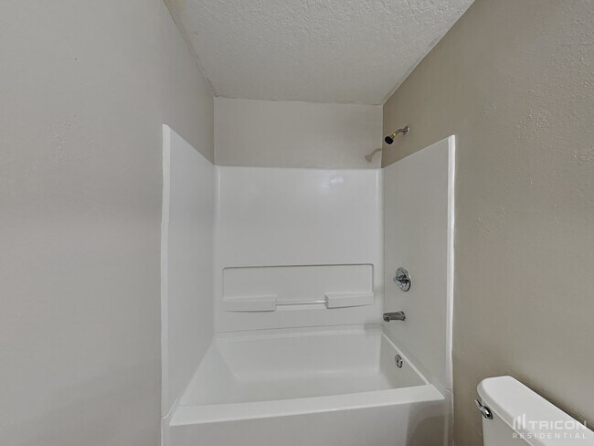 Building Photo - 3503 Harlequin Dr