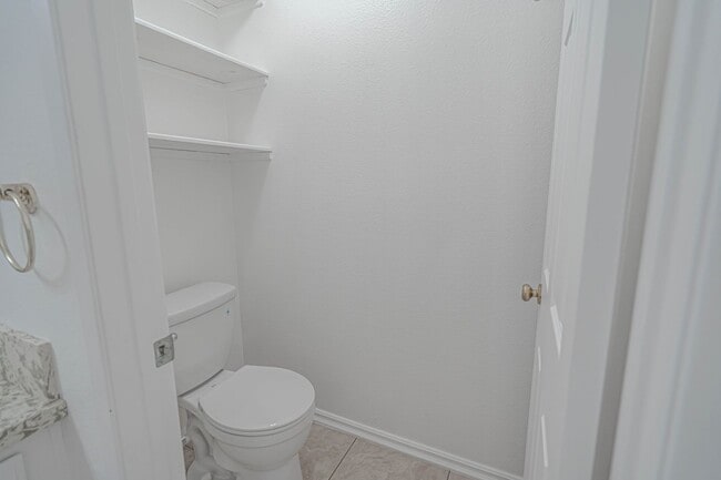 Building Photo - COMING SOON! Palisades 3 Bedroom Townhome for Rent in Stevenson Ranch!