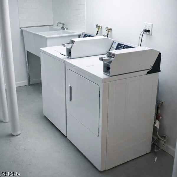 Building Photo - 19 Mt Pleasant Ave