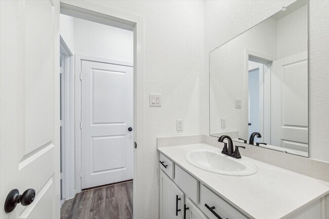 Building Photo - 8206 Boundary Waters Dr