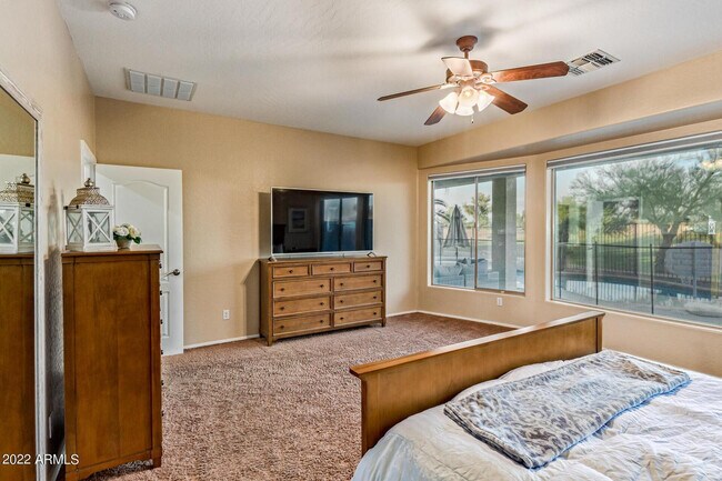 Building Photo - 6551 S 4 Peaks Pl