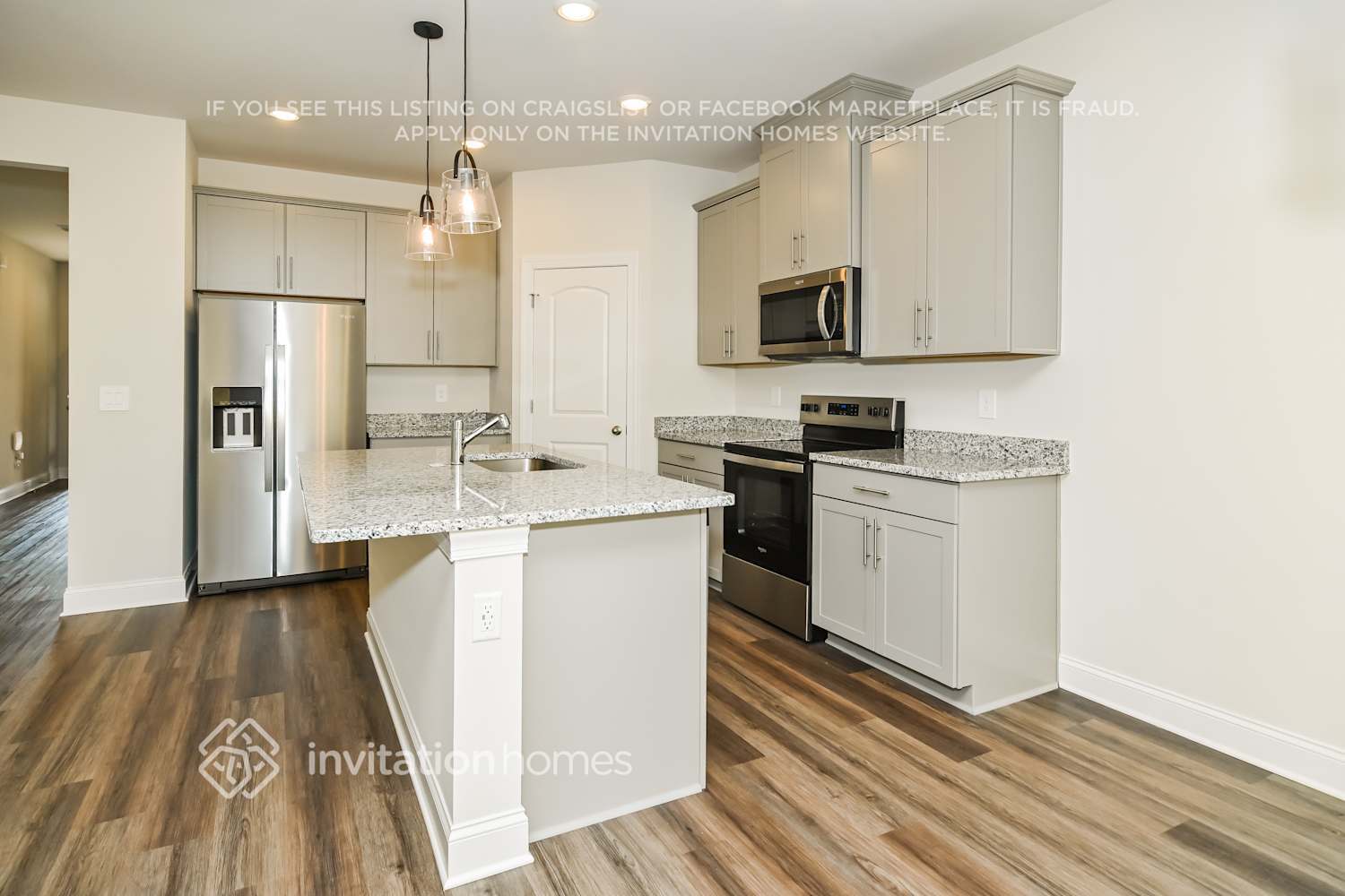 Building Photo - 1319 Bluffton Cir