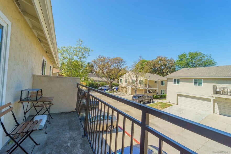 Building Photo - 7915 Camino Kiosco