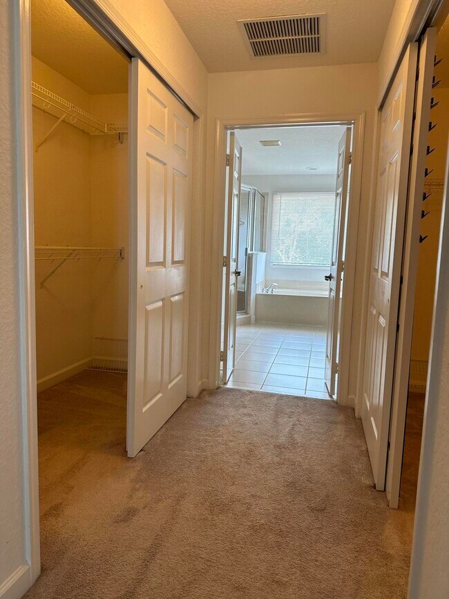 Building Photo - 8120 Bautista Way