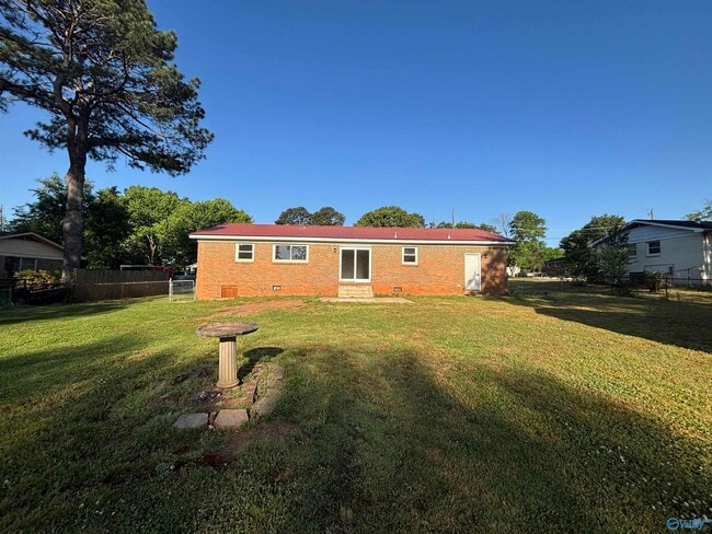 Building Photo - 510 Clift Dr
