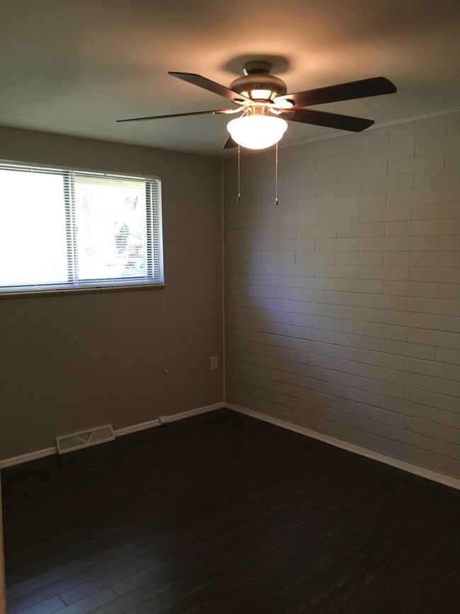 Building Photo - 4858 Garrison St