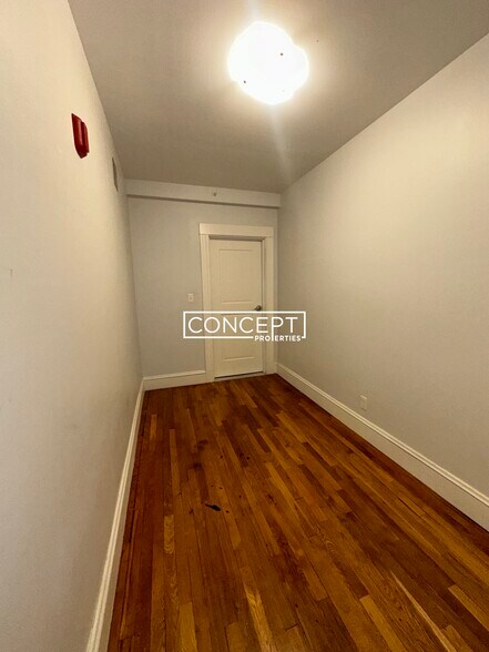 Building Photo - 229 Lafayette St