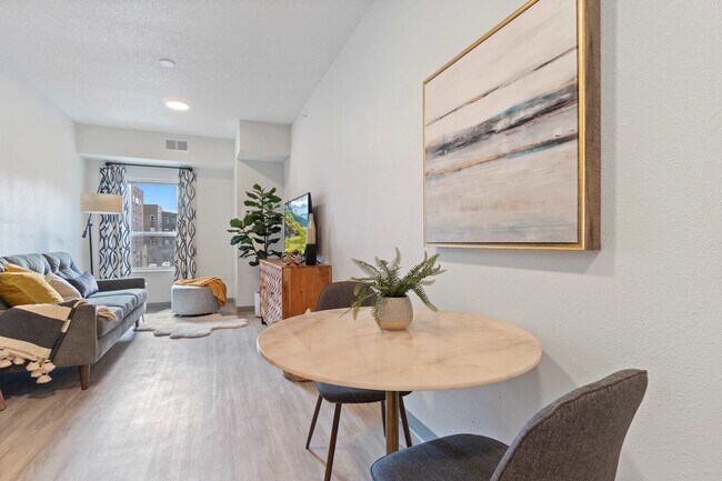 Interior Photo - Cloud on Fifth