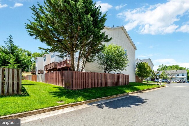 Building Photo - 5475 Owens Wood Ct
