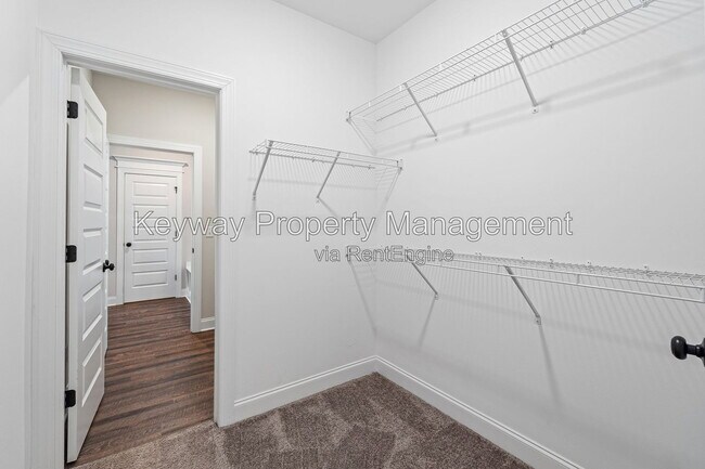 Building Photo - 904 Sandpiper Xing